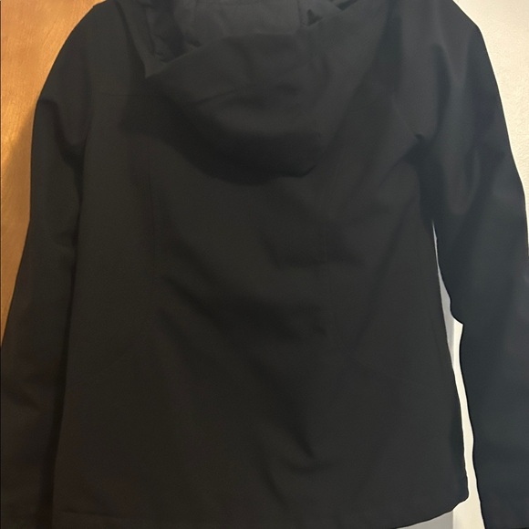 The North Face Black Insulated Jacket - Picture 4 of 4